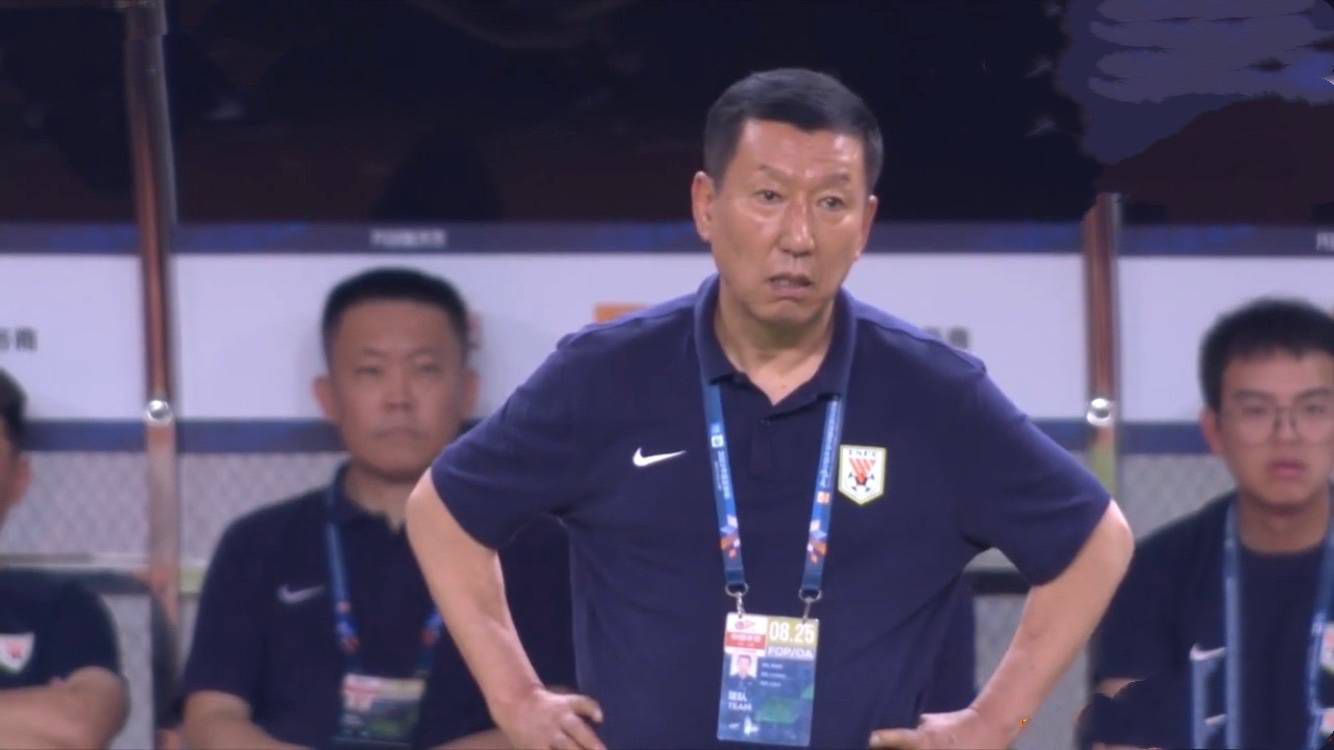 大家感受了相声的魅力，同时也感受到了欢乐，然后我还能为当地进行一些宣传，我觉得这才是一个艺人应该去做的。