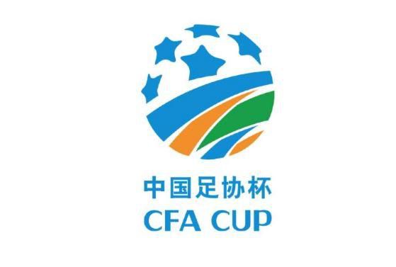 大方认爱卡哥：是的，我们订婚了 锦绣开年！